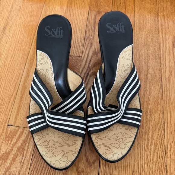 Sofft criss cross striped heels - Picture 1 of 9